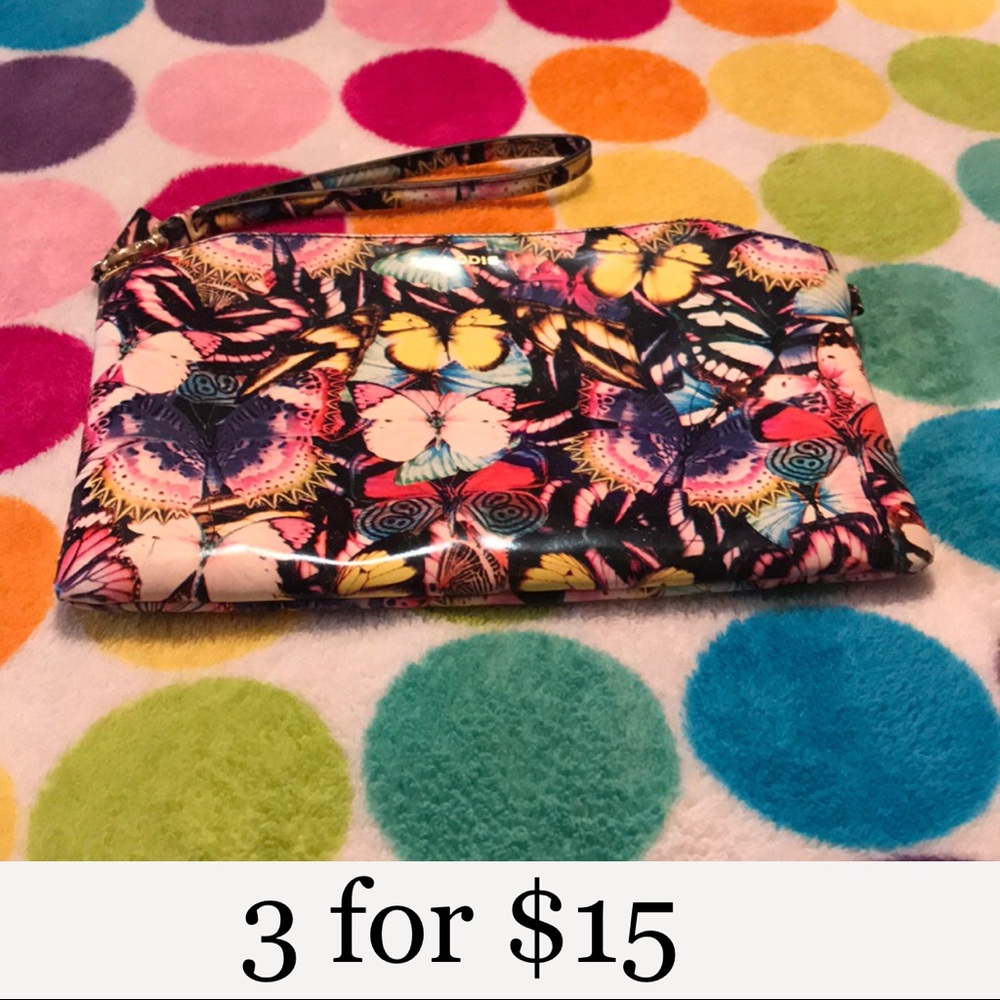 Butterfly 🦋 🌈 Small wristlet wallet w/id inserts